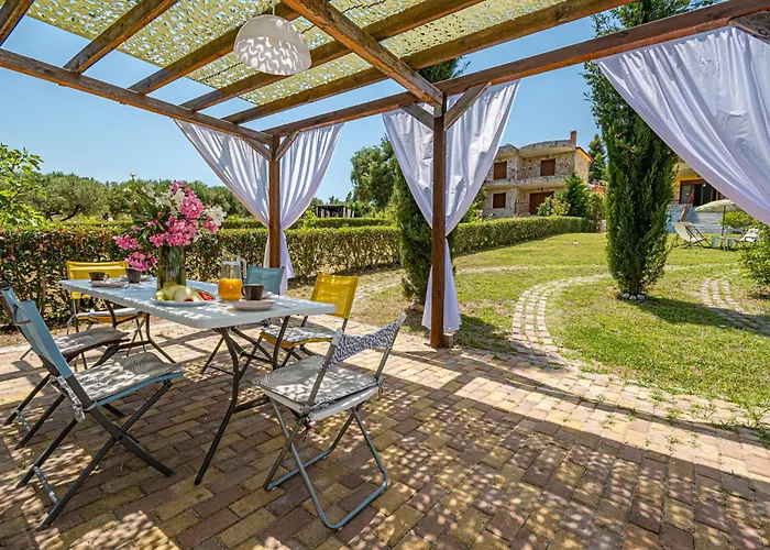 With Panoramic View Of The Forest Vakantiehuis *
