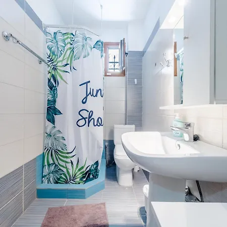 펜션 With Panoramic View Of The Forest