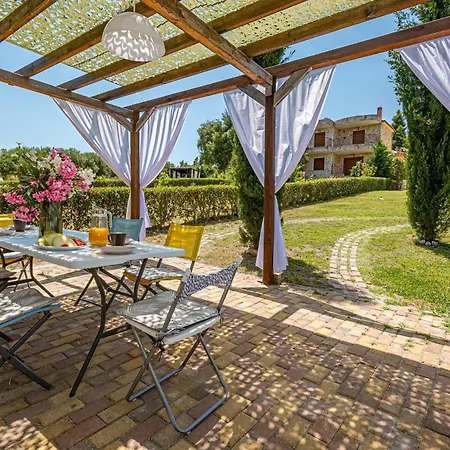 With Panoramic View Of The Forest Holiday home *